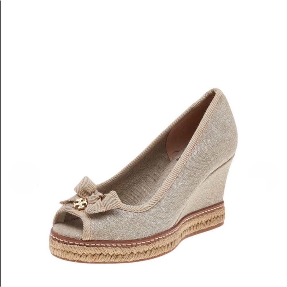Tory Burch Beige peep toe wedge espadrille size 7